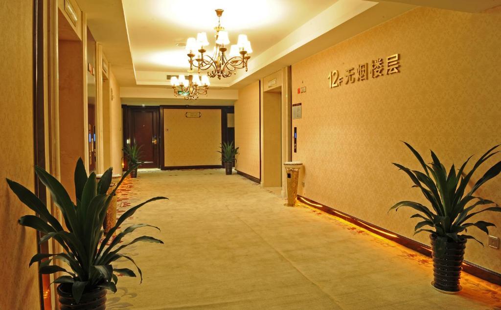 ייאו Hengna International Hotel מראה חיצוני תמונה